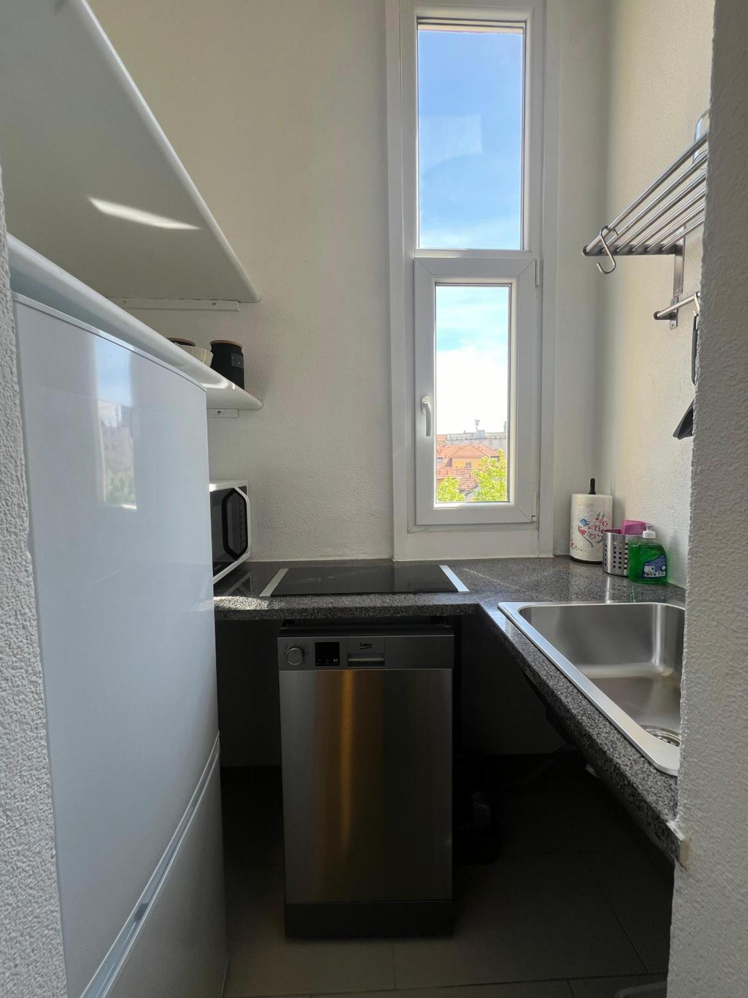 New Apartment With Balcony, Isola Bosco Verticale Milano Esterno foto